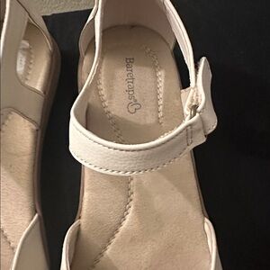 Elegant Cream Sandals for Women